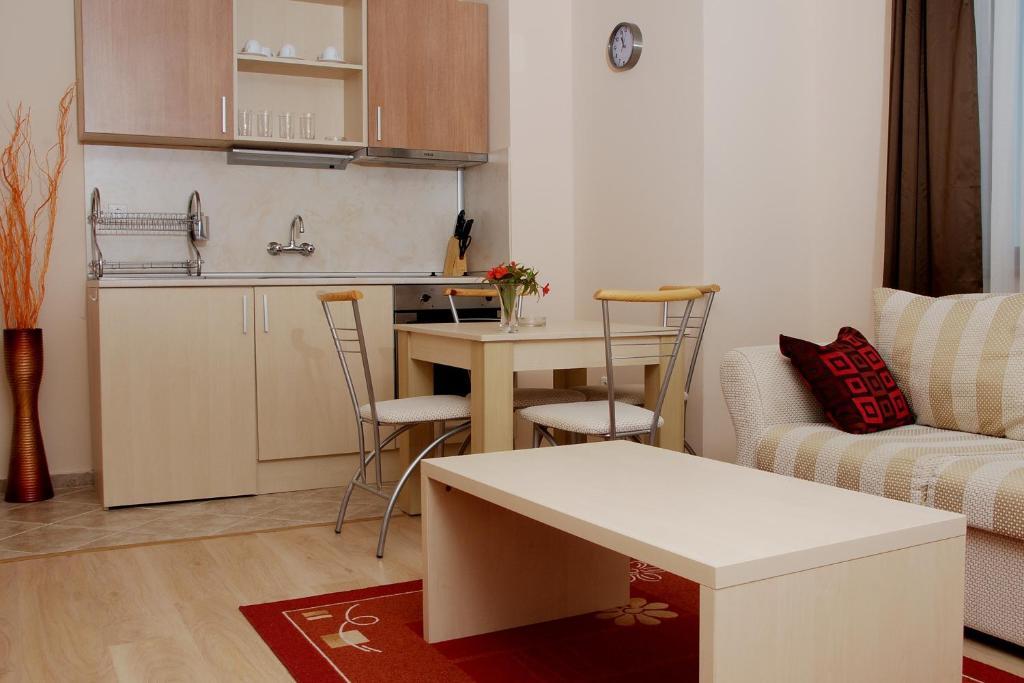 Saint Thomas Holiday Village Sozopol Quarto foto